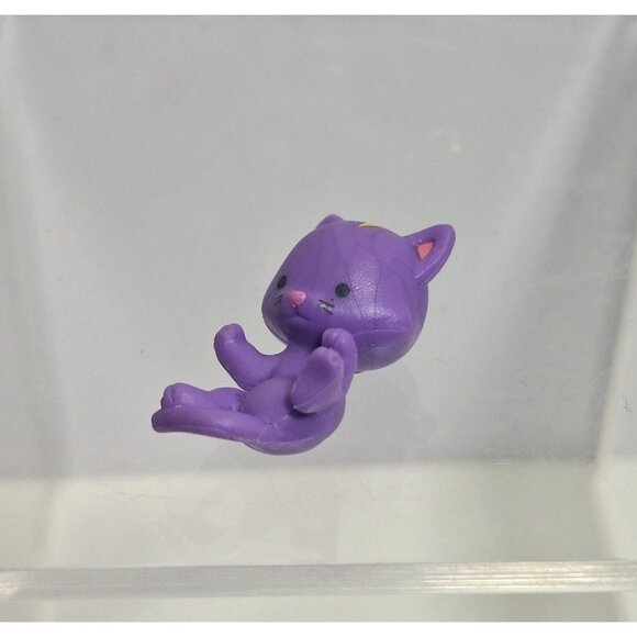 Twozies Season 1 Purple Raccoon Baby Figure 1.25" - Picture 3 of 13